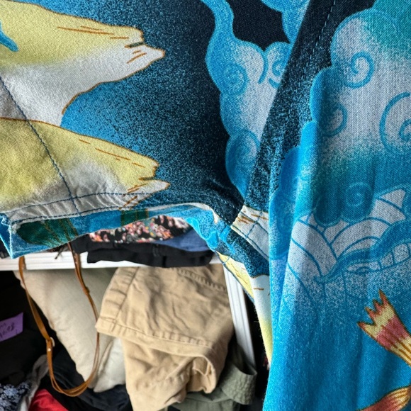 🔥 top man 100% viscose button down oriental style tiger and flame shirt 🔥 - Picture 5 of 8